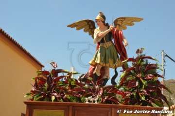 Telde rinde pleitesía a San Miguel en Valsequillo (Foto Francisco Javier Santana y TA)